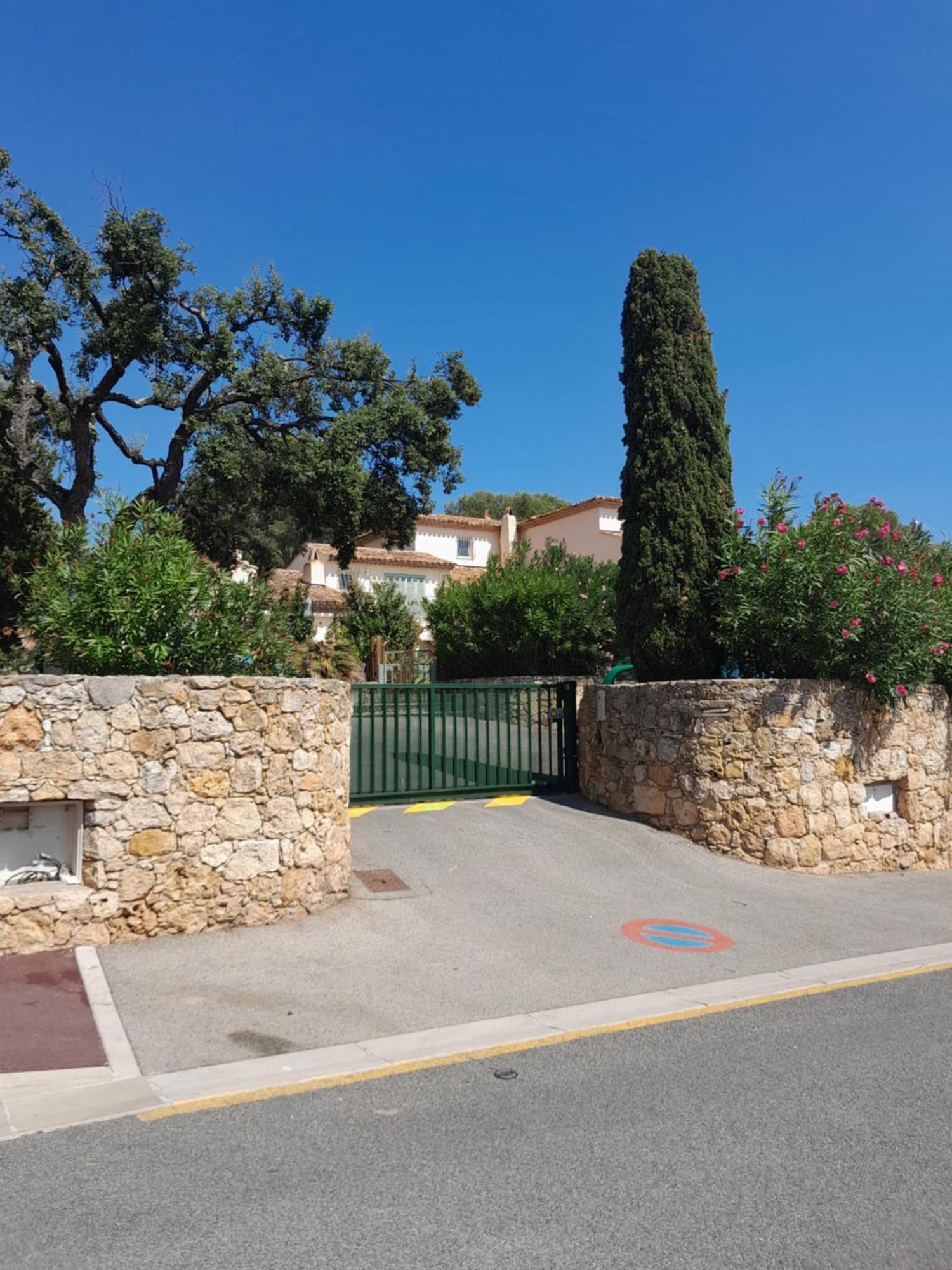 Le Méditerranéo